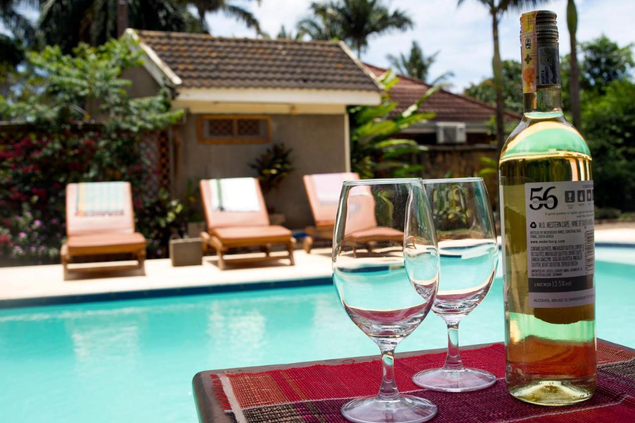 Entebbe Palm Hotel Kültér fotó