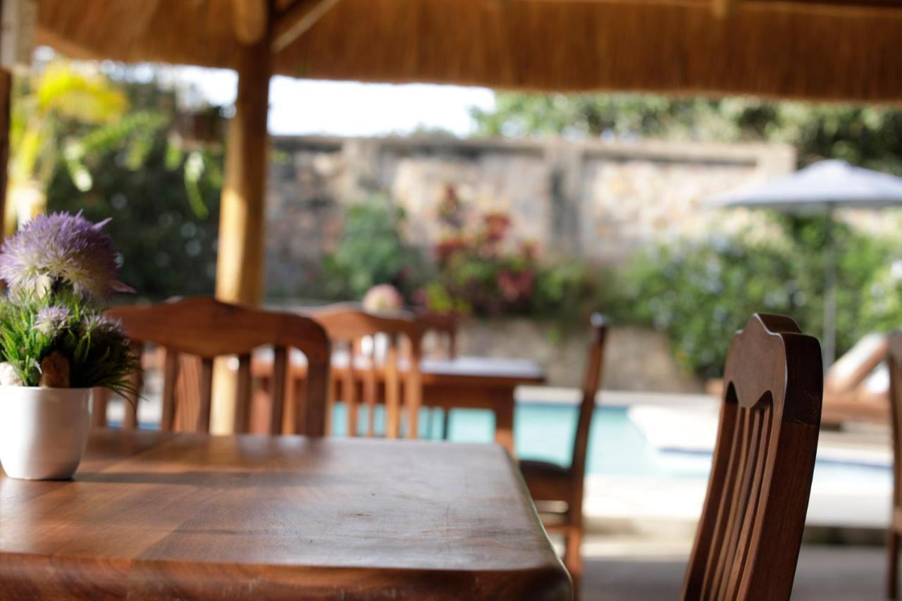 Entebbe Palm Hotel Kültér fotó
