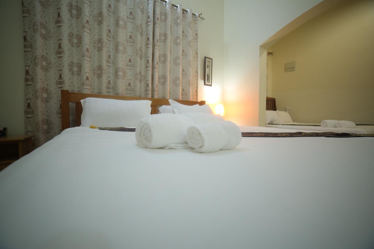 Entebbe Palm Hotel Kültér fotó