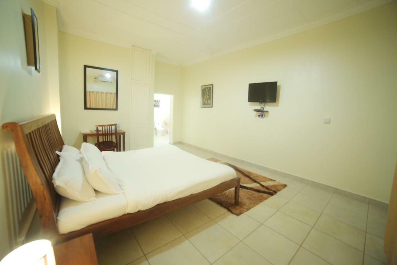 Entebbe Palm Hotel Kültér fotó
